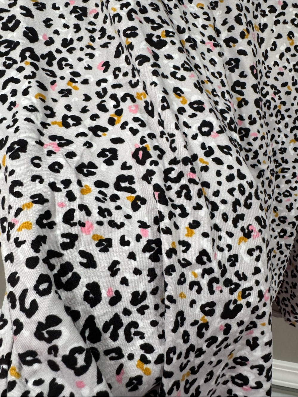Entro Two-Tone Leopard Patchwork V-Neck Top - White, Taupe, Black - Picture 4 of 6